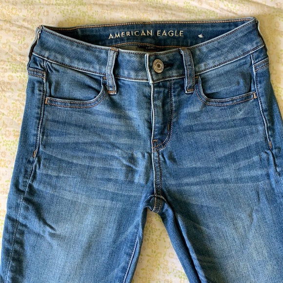 American Eagle skinny jeans no rips - Picture 1 of 4